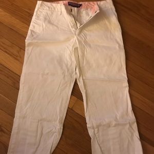 Vineyard vines white capris